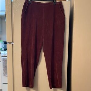 LL BEAN Women’s Size Large Petite Burgundy‎ Cotton Pants